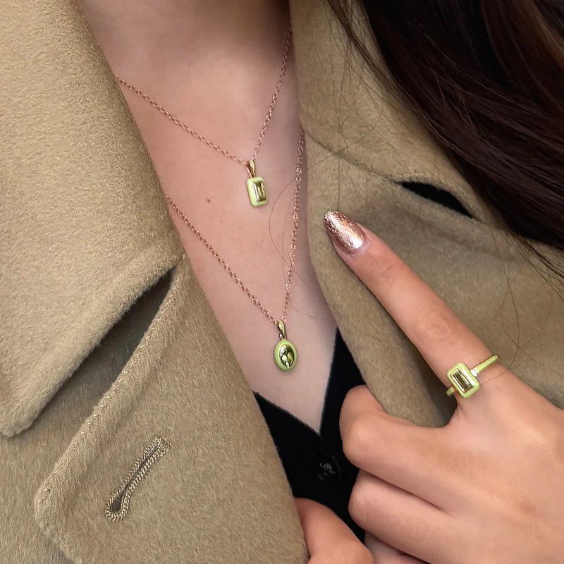 Aura Oval Pendant (Olive Edition)