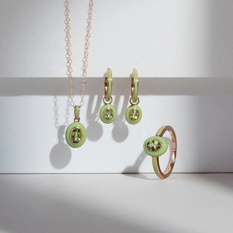 Aura Oval Pendant (Olive Edition)