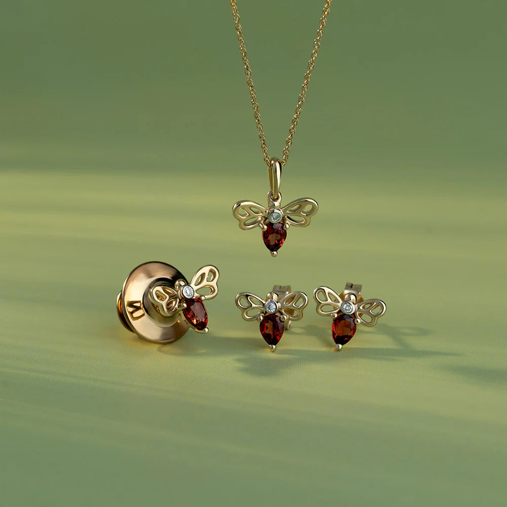 Lumina Butterfly Pendant (Amethyst Edition)