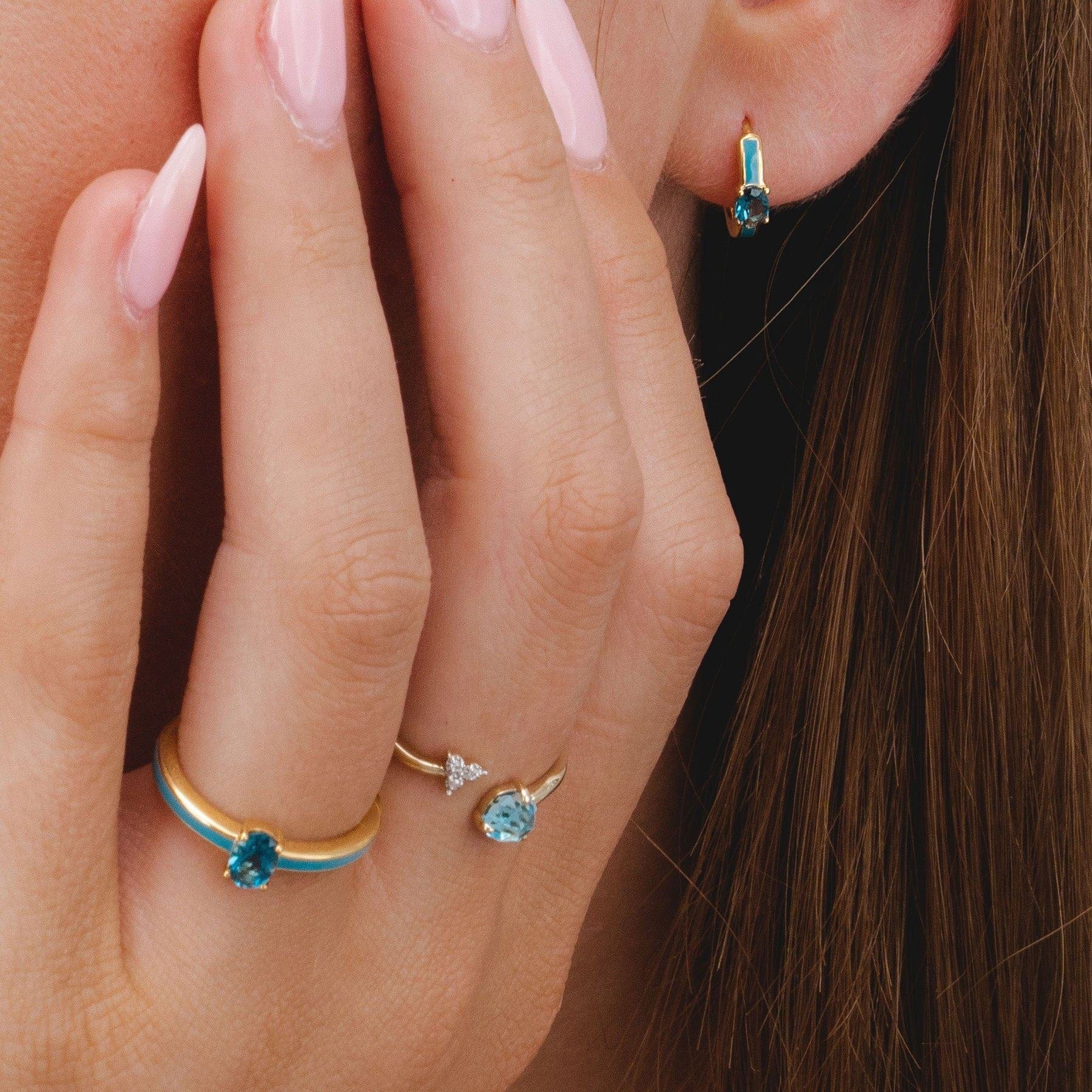Azure Arc Baguette Huggie Earrings (Lavender Edition)