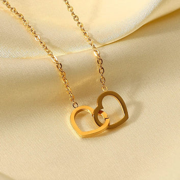 Amour Interlocking Hearts - 18k Gold Plated Necklace