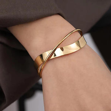 Modern Tubular Bangle