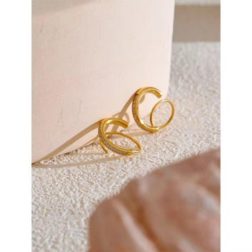 Minimalist Gold Hoop Earrings