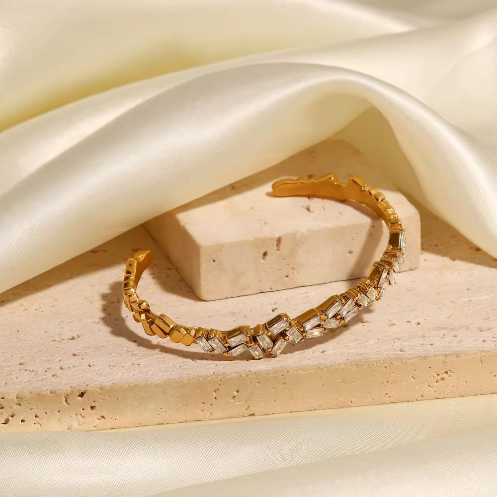 faye jewellery.