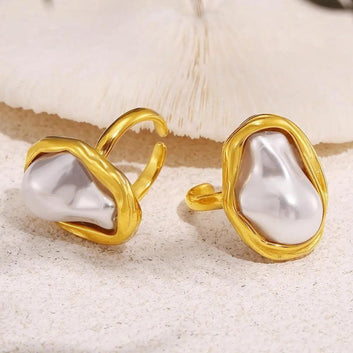 Elegant 18k Gold PVD Coated Stainless Steel Pearl Rings